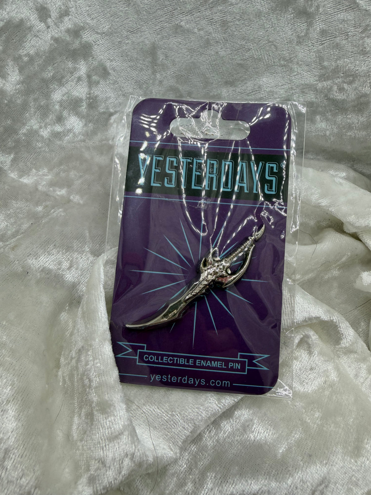 Venom Fang SDCC 2025 Exclusive 2.00" Die Struck Pin | Yesterdays Pins Fan Made