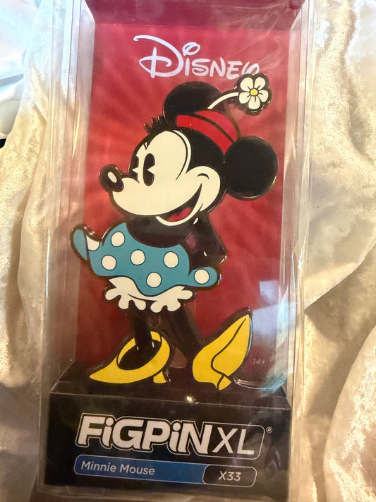Minnie Mouse FiGPiN XL #X33 Classic Disney 6-inch premium enamel pin in soft plastic display box with character art card