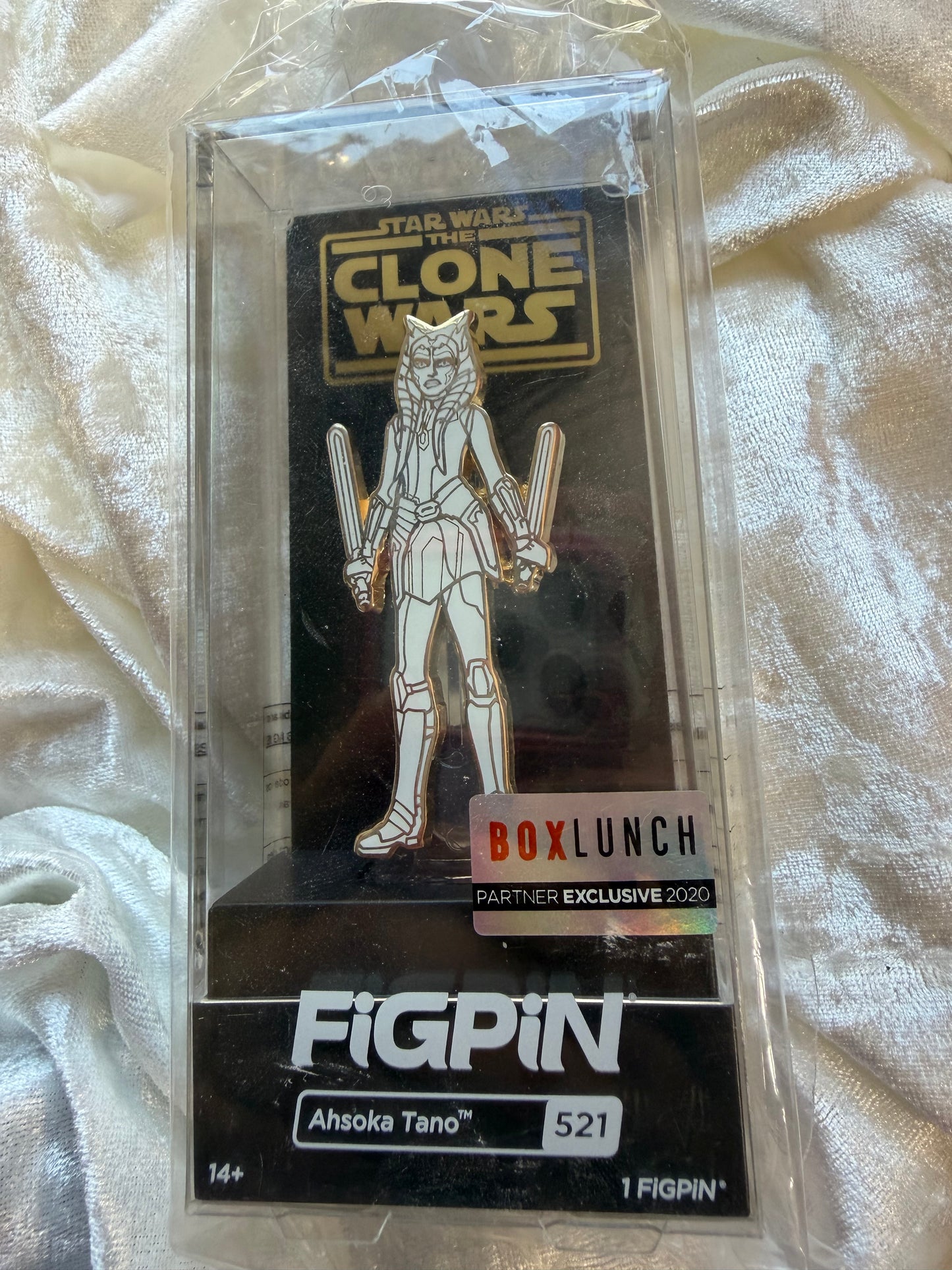 Ahsoka Tano FiGPiN #521 Star Wars Clone Wars BoxLunch 2020 LE 2016 Exclusive collectible pin in display box