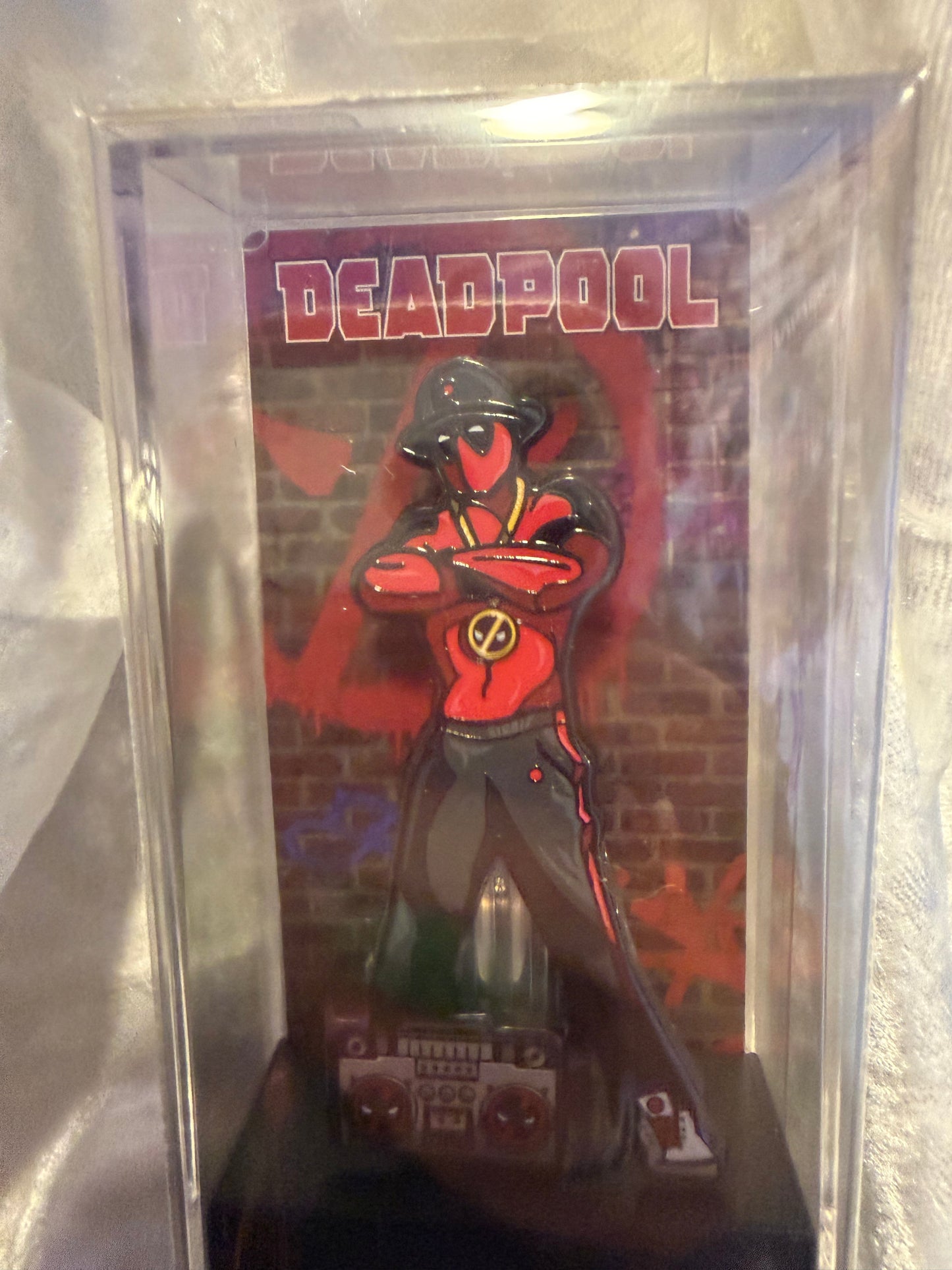 Deadpool 80s FiGPiN #904 Marvel NYCC 2022 exclusive collectible pin