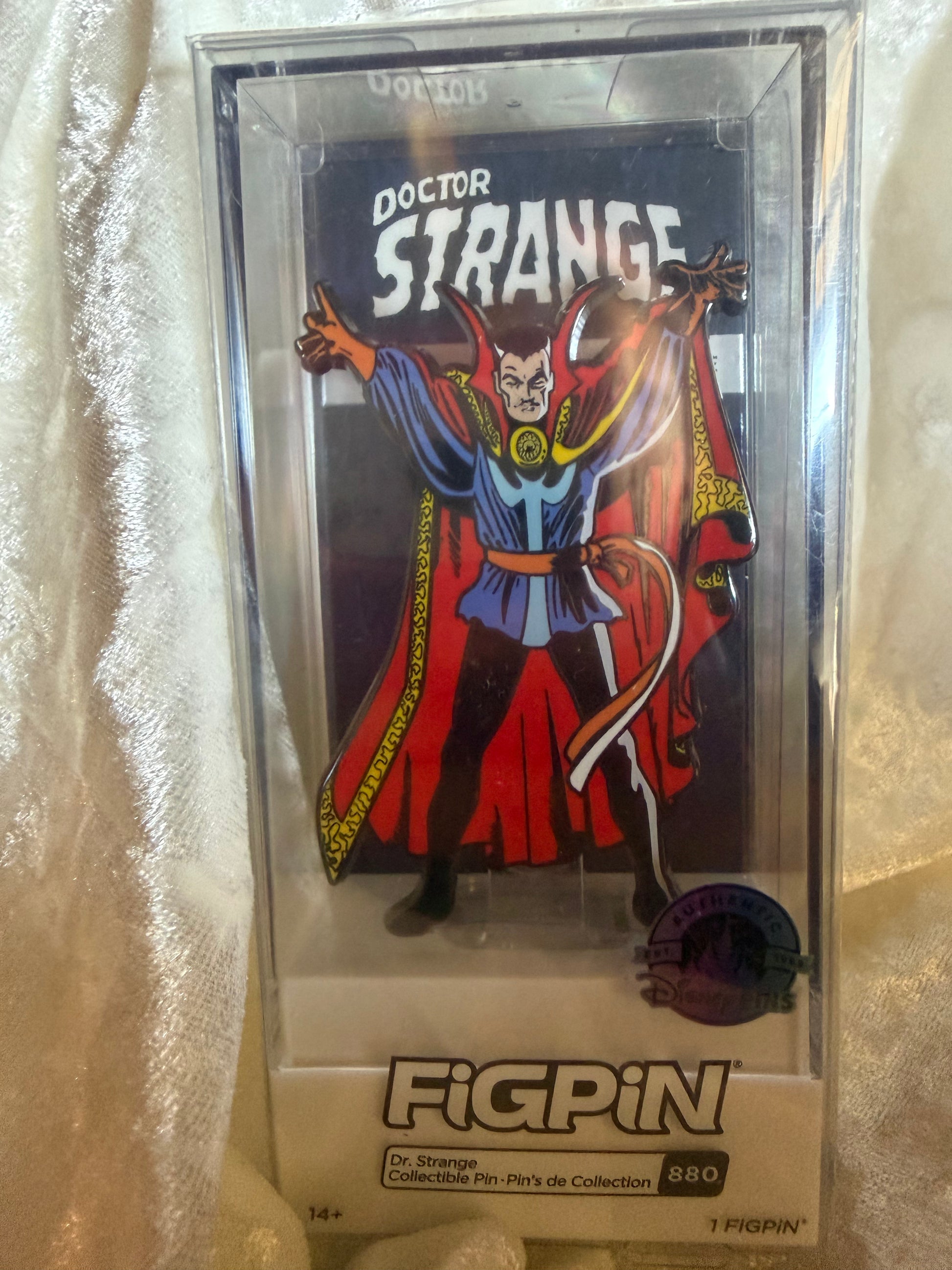 Dr Strange FiGPiN #880 Disney Parks Exclusive Marvel collectible