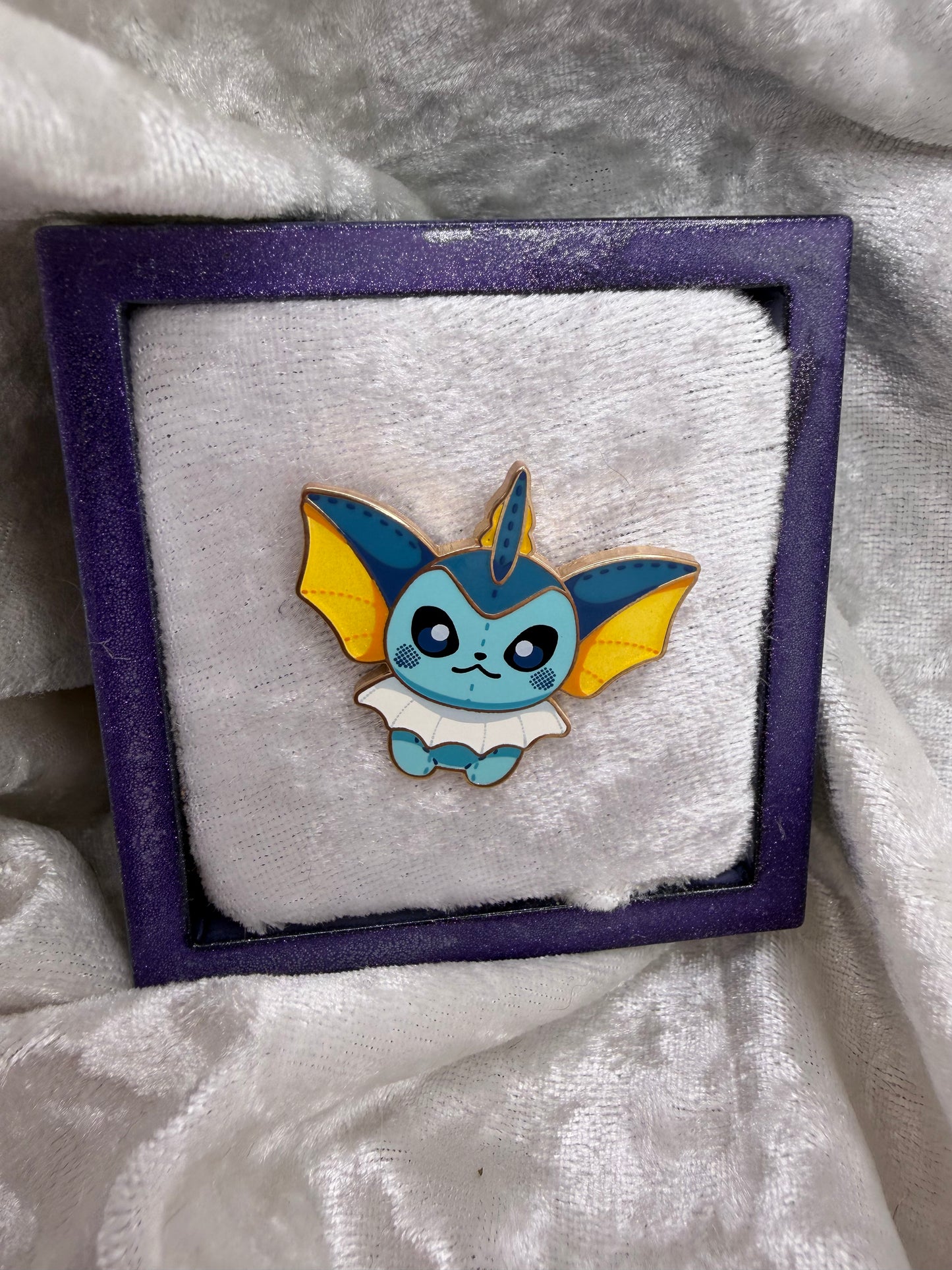 Fan made by PenguChan Studios PlushéMon Series 1 Vaporeon approx 1.1 inch hard enamel pearl screen print companion pin single post blind bag 6/69 pull rate