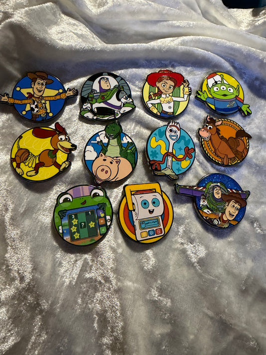 FiGPiN Mini Toy Story full set including Secret CHASE Glitter Woody & Buzz (Y1063) (opened for completion)