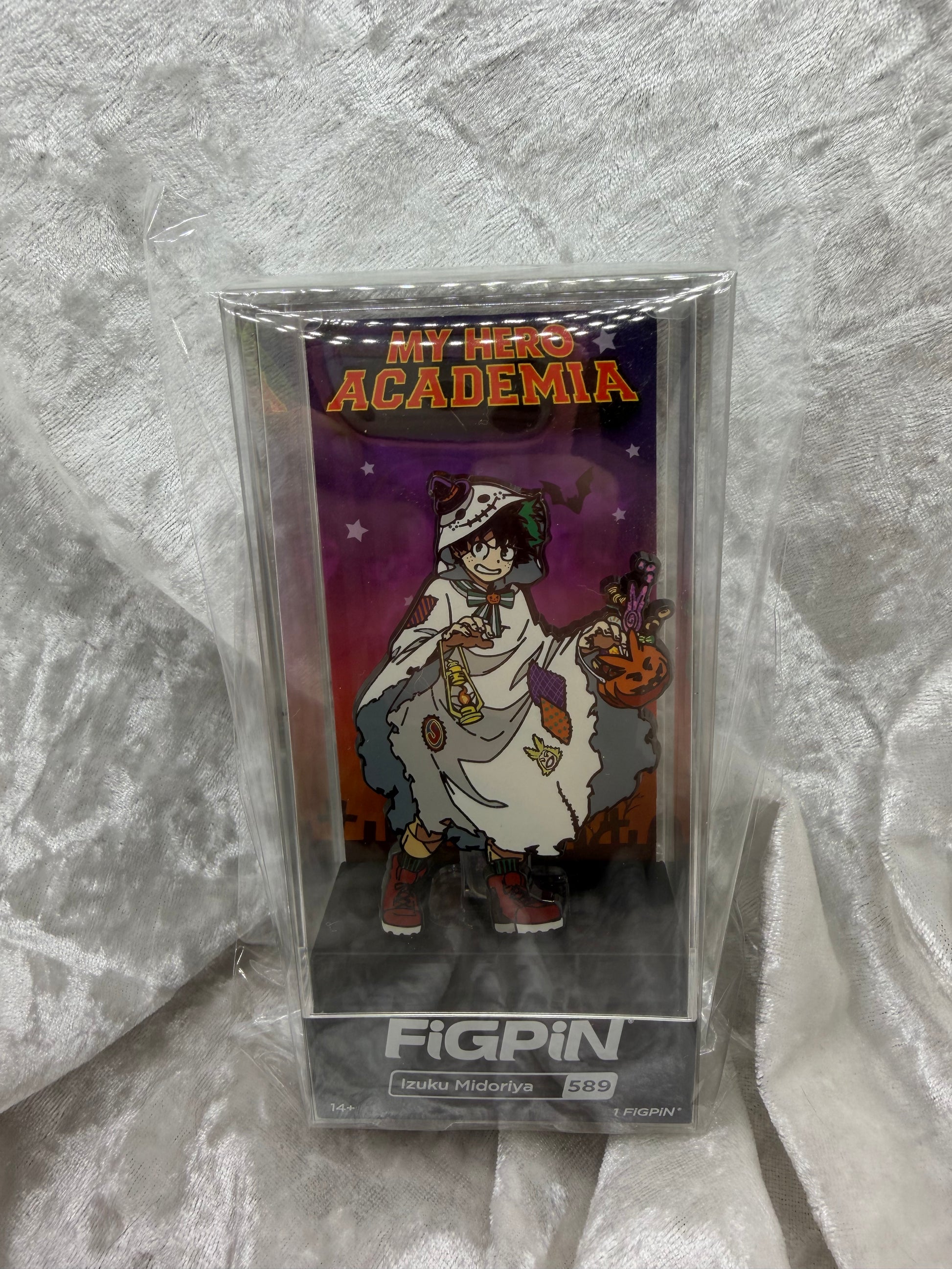 FiGPiN My Hero Academia Izuku Midoriya Deku Halloween Ghost Costume 589