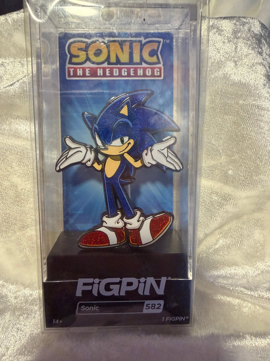Glitter Sonic FiGPiN #582 Sonic The Hedgehog Target exclusive collectible pin