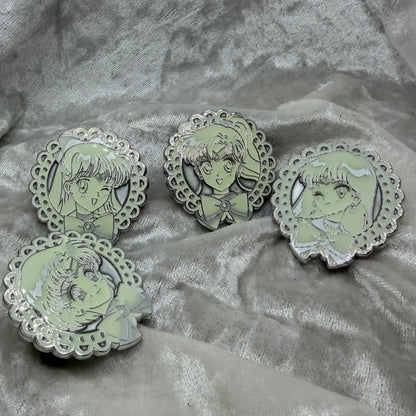Glow in the dark uncommon FiGPiN Mystery Mini Sailor Moon Series 2 set featuring Venus Mars Jupiter and Mercury