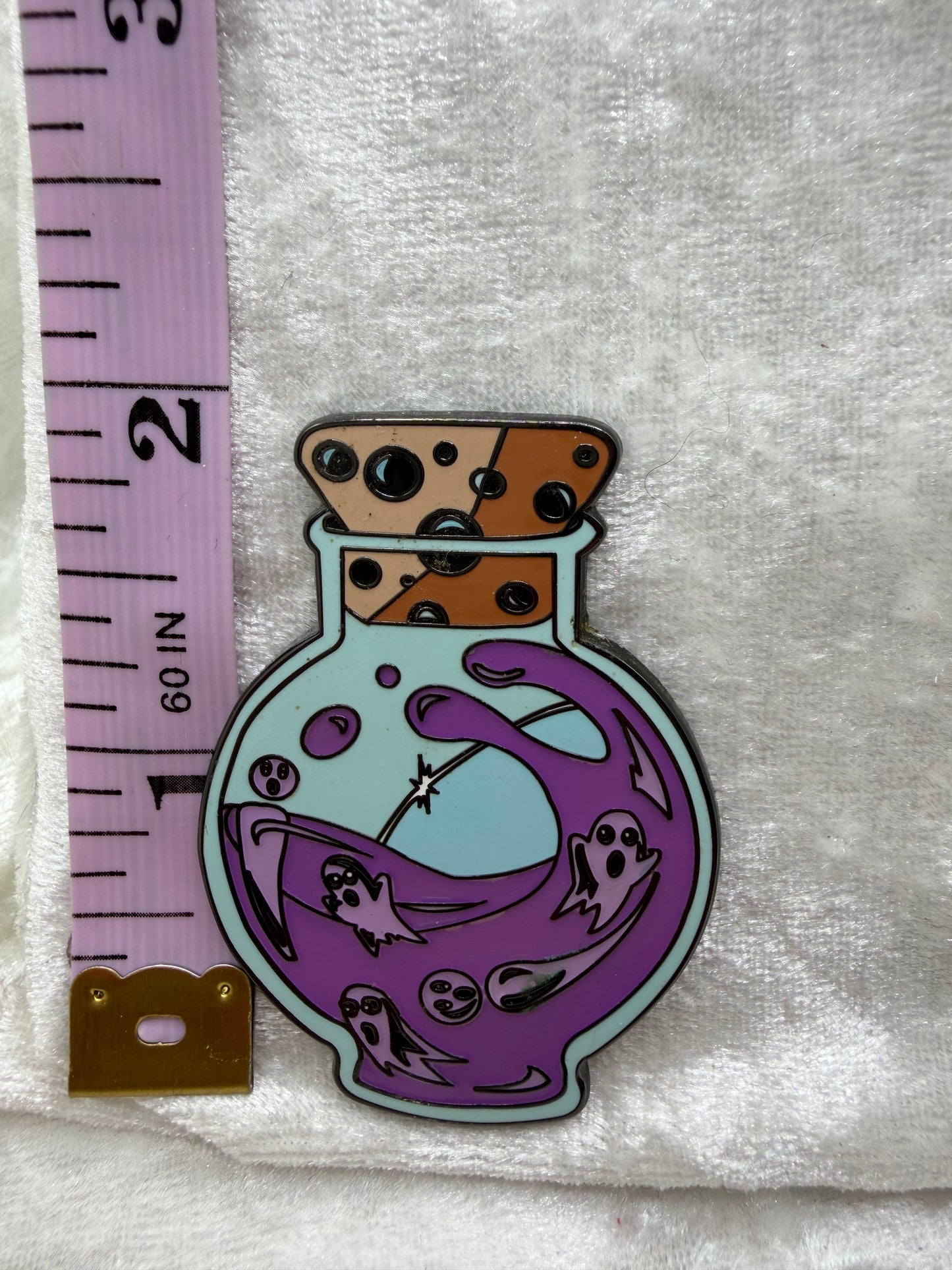 Purple Potion Bottle Ghost Fantasy Pin Le 20 By Bendiesticks