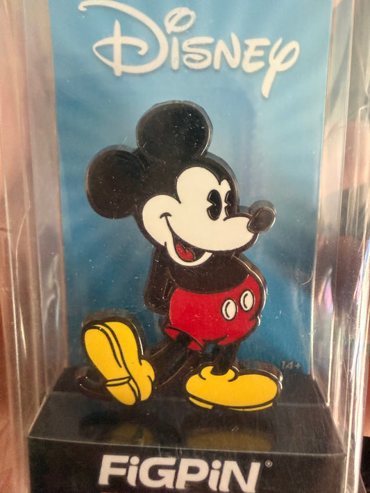 Disney Classic! FiGPiN Mini Mickey Mouse Enamel Pin #M57