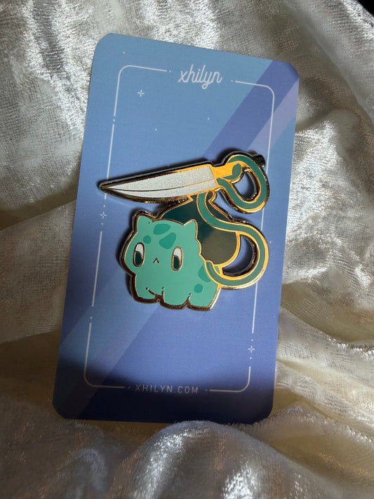 Knife Bulbasaur Enamel Pin | Gold Metal & Rainbow Knife - By Xhilyn | Fan Made