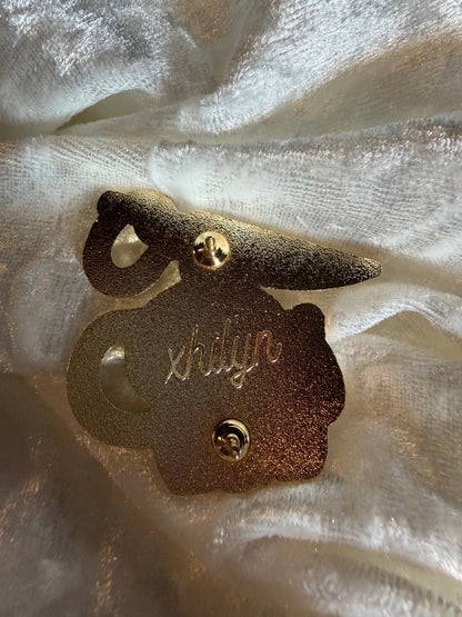 Knife Bulbasaur Enamel Pin | Gold Metal & Rainbow Knife - By Xhilyn | Fan Made