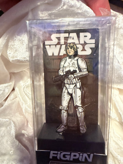 Luke Skywalker FiGPiN #832 Star Wars ECCC 2021 ex collectible pin
