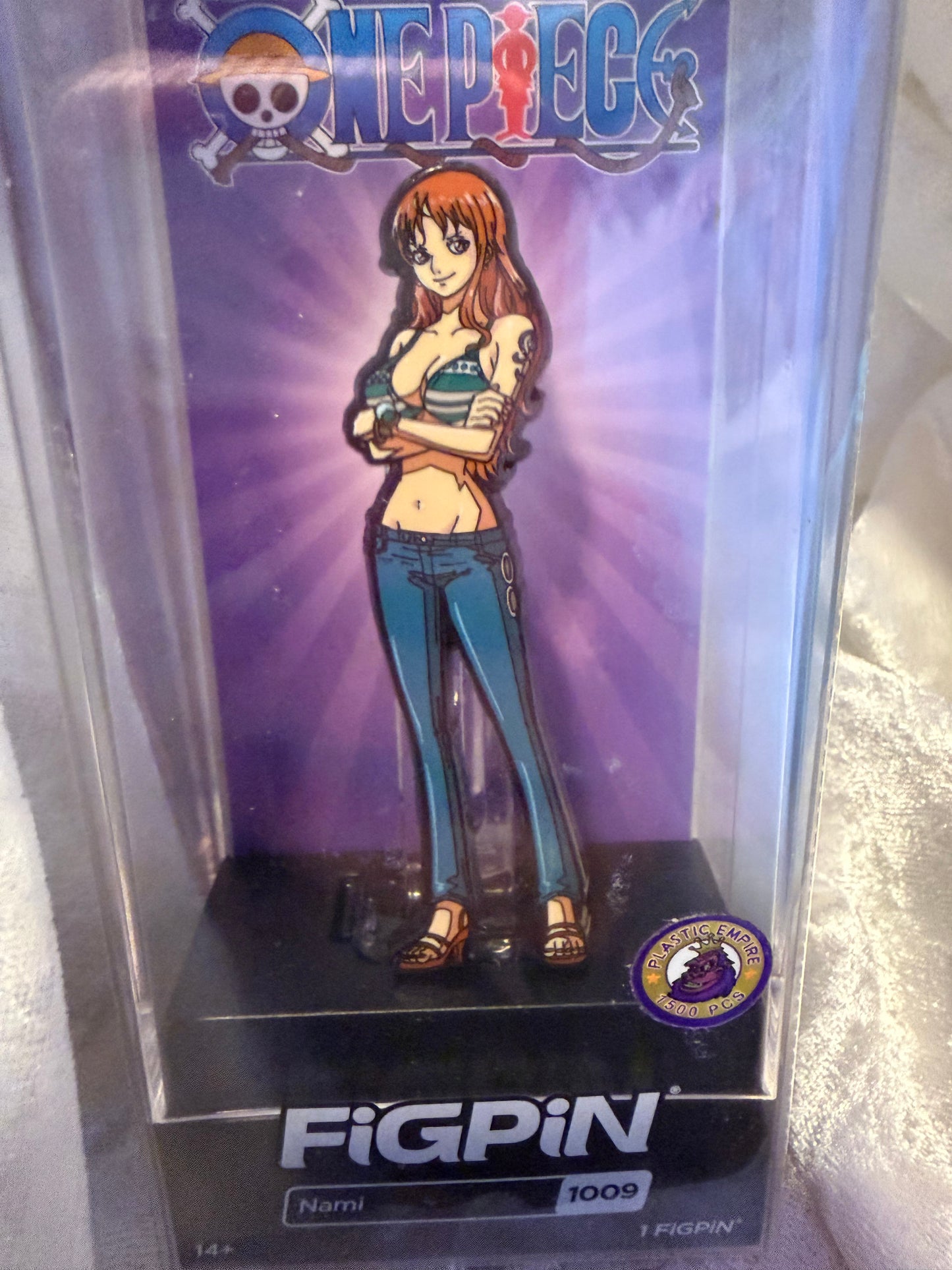 Nami FiGPiN #1009 One Piece Plastic Empire exclusive collectible pin