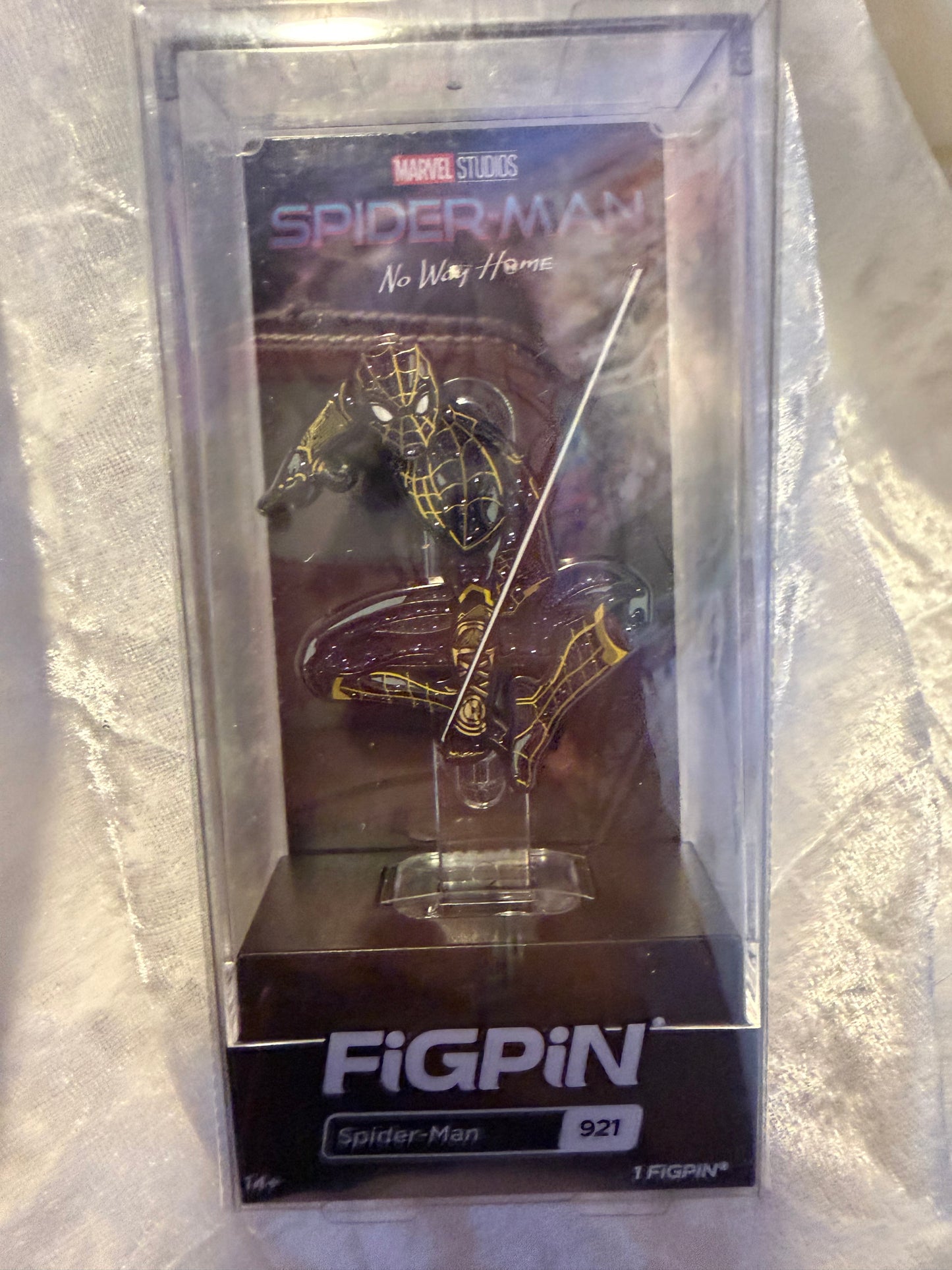 Spider-Man FiGPiN #921 Marvel No Way Home NYCC exclusive collectible pin