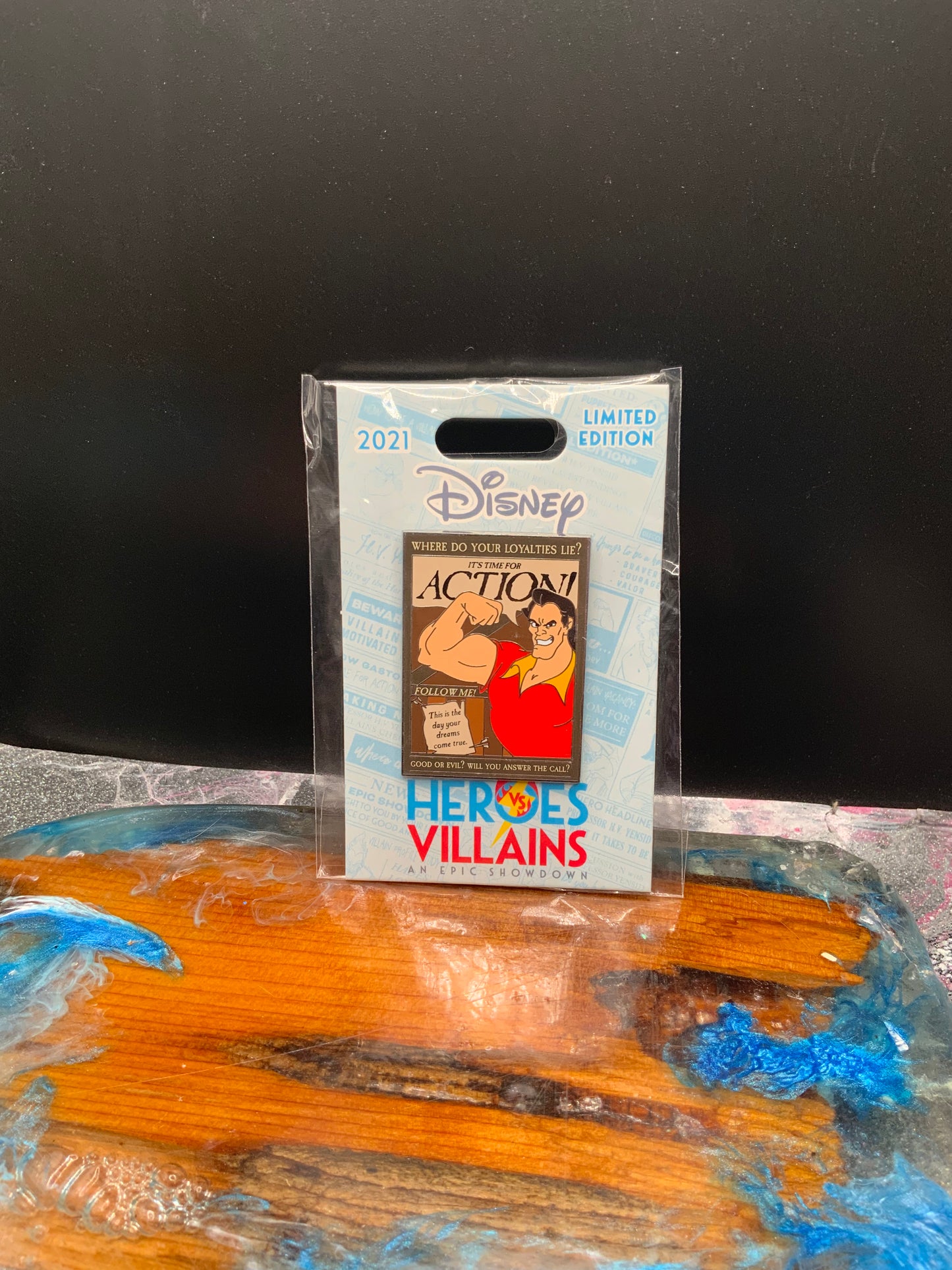 Disney Heroes Vs. Villains Gaston LE 2000 Recruitment