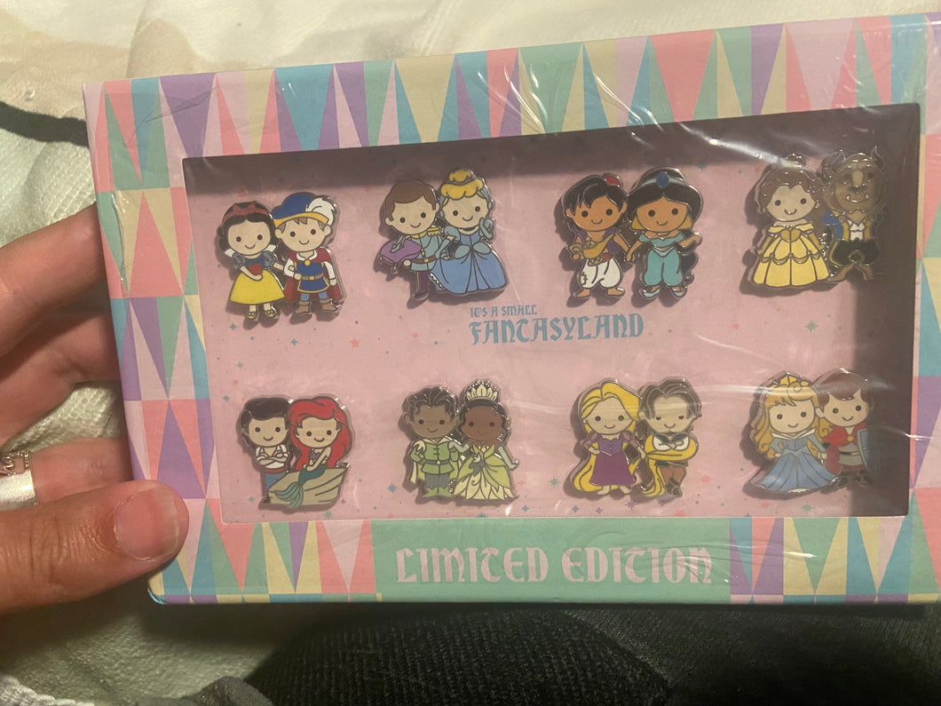 Cutie Princess Cuties 8 Pin Box Set Fantasyland Disneyland LE 750