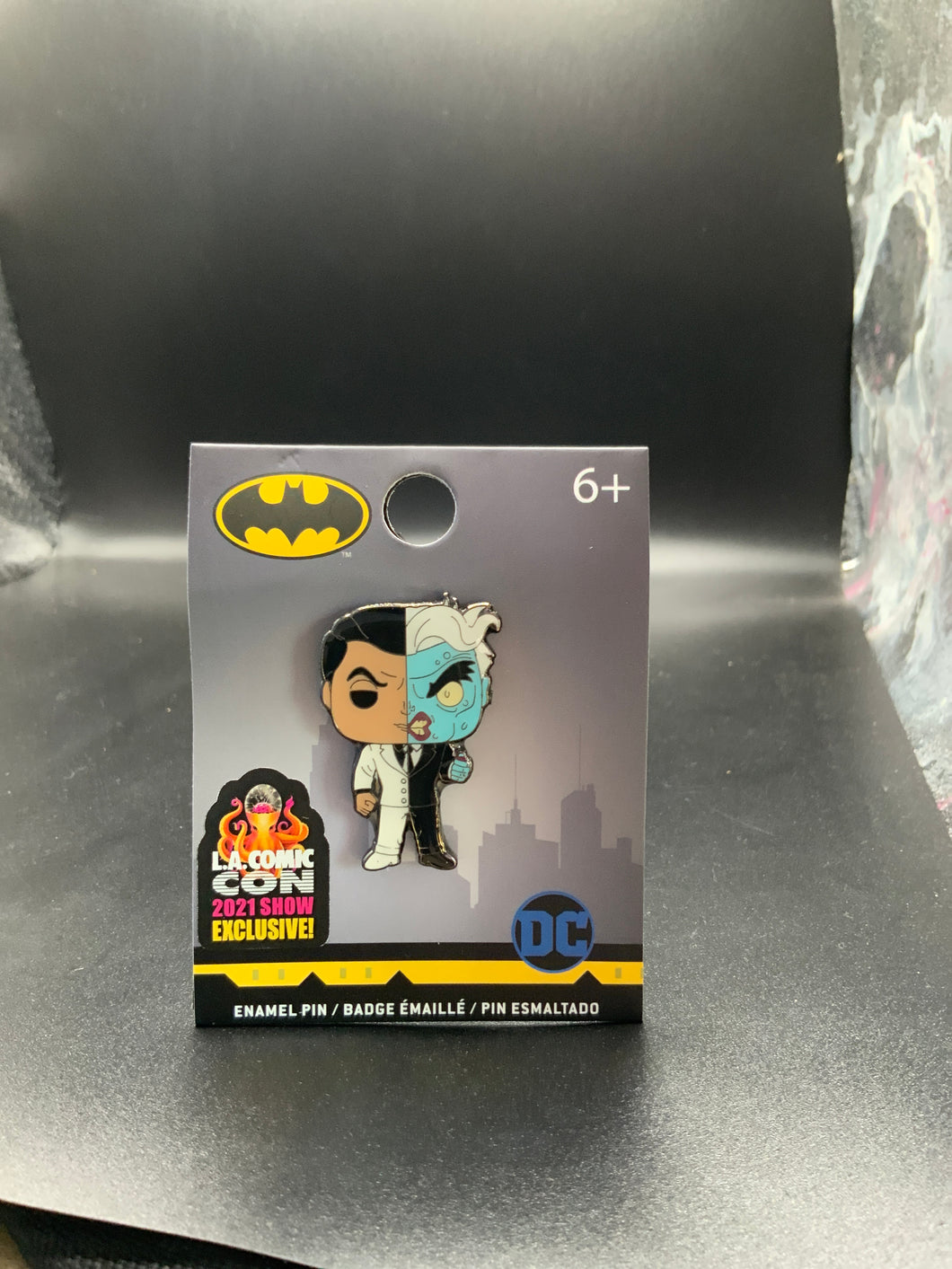 LACC Batman DC Two Face Small Funko Pop Pin